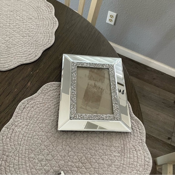 Set of 5 Nanette Lepore Mirrored Silver Rhinestone Picture Frames - Picture 8 of 10